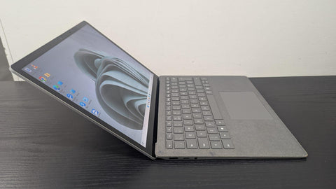 Microsoft Surface Laptop 3 13.5" Touchscreen | Core i5 10th Generation | 8GB RAM | 256GB SSD | Windows 11 Pro
